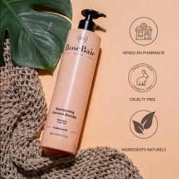 Rose baie shampoing cheveux bouclés