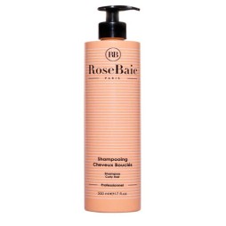 Rose baie shampoing cheveux bouclés