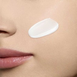 Clarins calm-essentiel émulsion apaisante