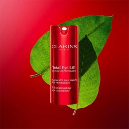 Clarins total eye lift contour des yeux anti-âge au rétinol naturel