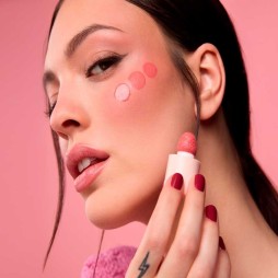 Pupa wonder me shake blush